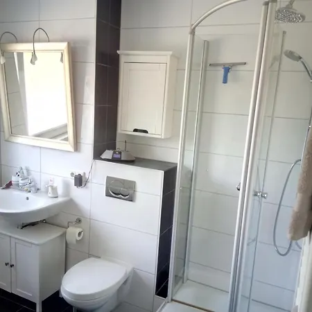 Homestay Privatzimmer In Meiner Frankfurt am Main