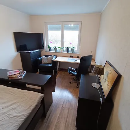 Homestay Privatzimmer In Meiner Frankfurt am Main